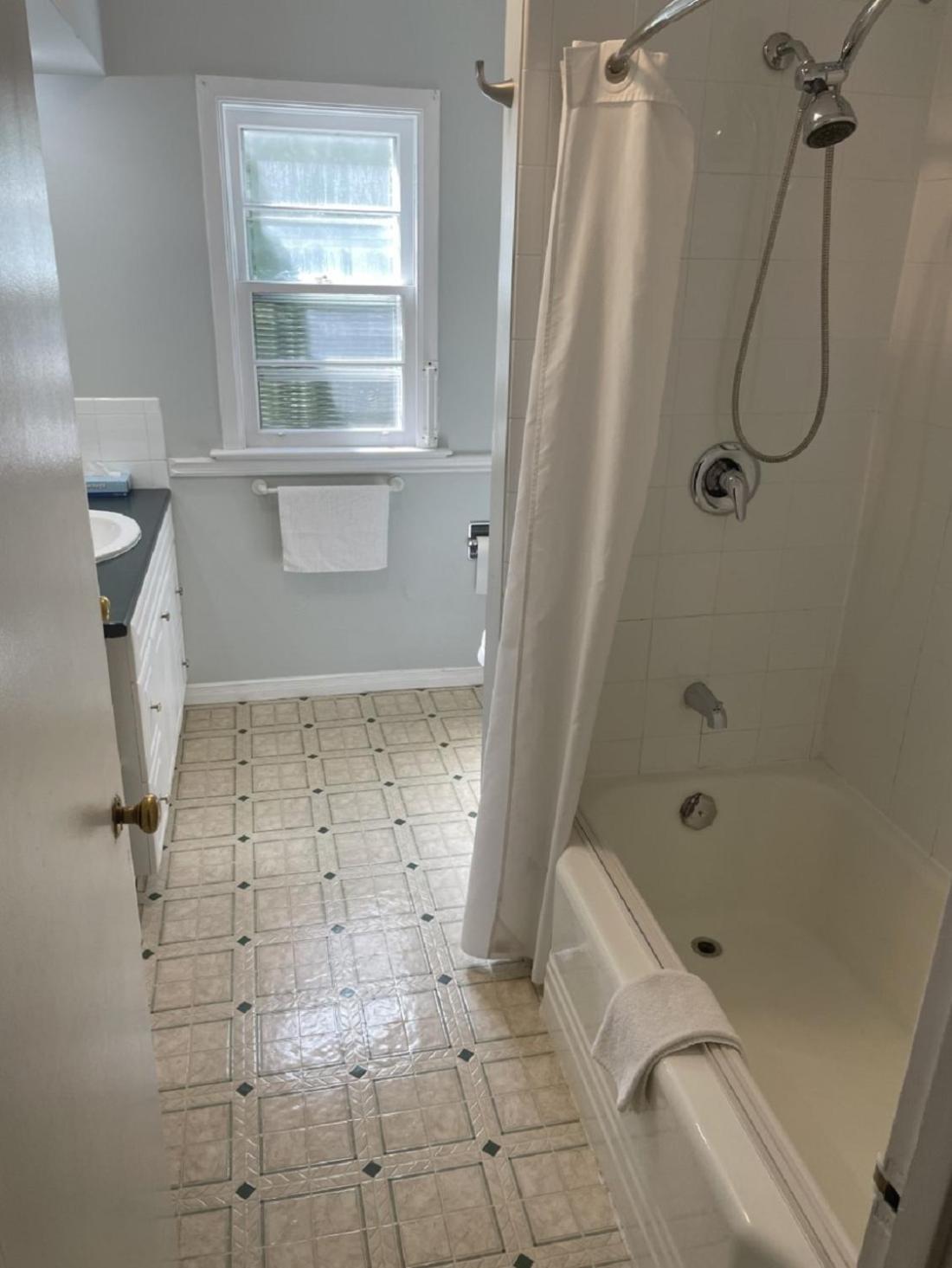 Niagara Riverview Closest To Falls, Free Breakfast Delivered Daily Exterior foto